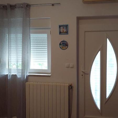 אומיסאליי Apartments Matic מראה חיצוני תמונה